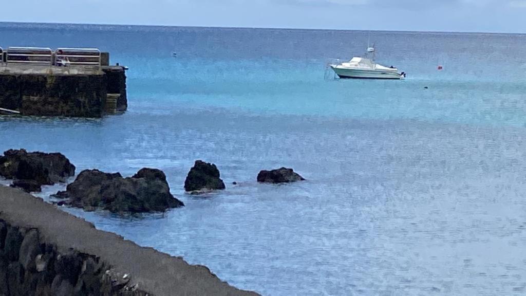Eterna Primavera, A 40M De La Piscina Natural Punta Mujeres Exterior foto